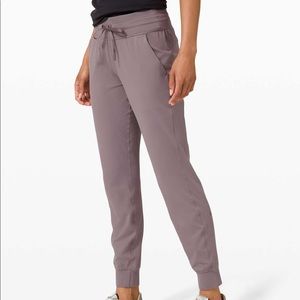 Lululemon Ready to Rulu Jogger Lunar Rock Size 4